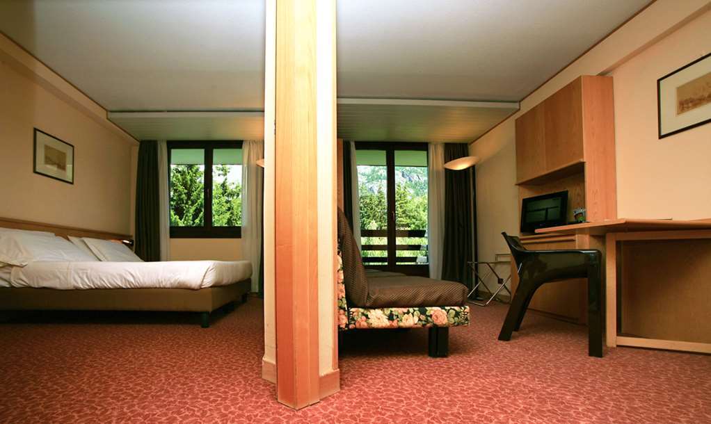 Hotel Les Jumeaux Courmayeur Zimmer foto